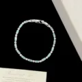 Bracelet élégant en pierre rectangulaire vert clair avec des accents de zircone étincelants. - Bracelet Zirconia Blanc Menthe (R2785) / Diamant Blanc Menthe