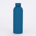 Premium mattblaue 304 Edelstahl vakuumisolierte Sportwasserflasche für Outdoor-Aktivitäten - 500ml / Blaugrün