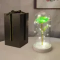 Rosa LED in cupola di vetro con base bianca e scatola regalo nera per San Valentino - Rosa Colorata con Base Bianca (Scatola Regalo Nera) / Verde