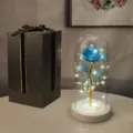 Incantevole rosa blu LED sotto cupola di vetro con elegante scatola regalo - Rosa Colorata con Base Bianca (Scatola Regalo Nera) / Blu