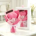 Bouquet de fleurs en cœur au crochet fait main avec boîte cadeau et perles pour la Saint-Valentin. - Boîte Cadeau Bouquet de Fleurs de Cœur / Rose rouge