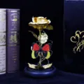 Flor de rosa de hoja de oro con luces LED y mariposa decoración de escritorio regalo detalle - Tres Hojas + Mariposa Hueca / Dorado