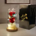 Rosa de jabón de San Valentín en cúpula de cristal con luces LED y caja de regalo - Caja de Cartón Corrugado Negra / Paquete de 2 Rosas de Jabón y Mariposas / Rojo