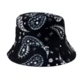 Vue rapprochée d'un chapeau bob noir avec motif cachemire blanc et étoiles, style loisir. - Adulte 55-58cm / Paisley Noir