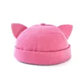 Primo piano del berretto rosa con orecchie di gatto, che mostra cuciture e bordo arrotolato. - Adulto 55-58cm / Rosso rosa