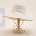 Chapeau de soleil à large bord rayé pour femme, chapeau de plage pliable avec jugulaire. - Kaki à rayures diagonales