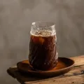 Tazza da caffè freddo in vetro borosilicato resistente al calore con trama di ghiacciaio. - 401-500ml / Bicchiere in vetro stile ghiacciaio (alto)