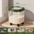 38L Large green airtight rice storage container with wheels and measuring cup - 38L With Wheels / Green