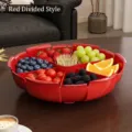 Rote, blütenförmige Obstschale mit Unterteilung für Snacks und Nüsse - Geteilter Stil / Rot