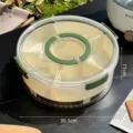 Portable 30.5cm round multi-compartment food storage box for outdoor camping and picnics - Green / 6 Grids