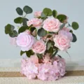 Arrangement floral de roses artificielles rose pour décoration de table de mariage et fête. - 50cm / Rose