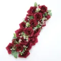 Fausse rangée de fleurs de roses bordeaux pour arche de mariage, guide de route et fête. - H12