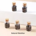 Fragmentos de cristal de obsidiana negra natural en mini botellas de deseos con corcho - Botella: 20x32mm Piedra: 3-5mm / Botella de Deseos de Obsidiana Natural