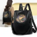 Vintage schwarzer Rucksack aus weichem Leder für Damen mit bunter Elefantenprägung - Schwarz