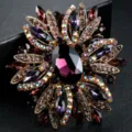 Elegante spilla a fiore in cristallo viola stile vintage con strass cangianti e luce - Viola scuro