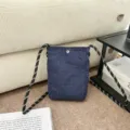 Borsa a tracolla leggera per cellulare a quadretti blu navy con robusta corda - Blu