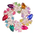 Vintage Retro bunte Kristall Blumenkranz Brosche Pin mit goldfarbenen Akzenten für Damen - bunt