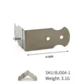 Protector de esquina en forma de L de metal plateado para cajas, detalle de 41mm de largo - Estilo Ángulo Recto Cepillado (BJ004-1) / Níquel