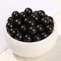 Natürliche schwarze Ebenholzperlen rund lose mit Loch für die DIY-Schmuckherstellung - Ca. 12mm / 3A Ebenholz (Tiefschwarz)
