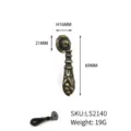 Vintage zinc alloy drop pull handle for cabinets with dimensions and weight info. - Classic Relief Drooping Handle (LS2140)
