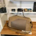 Sac de voyage en toile de grande capacite style decontracte en couleur khaki variant. - Marron