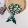 Foulard skinny en soie à motif argyle vert, ruban de sac chic et bandeau de cheveux élégant. - Vert Blanc Losange (WHAC221)