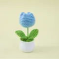 Handgefertigte blaue Häkel-Tulpe im Topf für Schreibtisch und Inneneinrichtung Deko - Tulpe Topfpflanze / Blau
