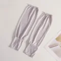 Manches de protection solaire en soie glacée gris clair, protège-bras anti-UV amples et doux. - Gris