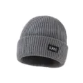 Gorro de punto acanalado gris con parche SURED para el calor invernal - Sombrero / Gris