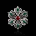 Elegante broche vintage barroco con diamantes de imitación verde esmeralda y rojos en plata - Loto de los Seis Tesoros / Verde