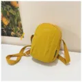 Elegante bolso bandolera amarillo de nailon impermeable con correa ajustable - Amarillo