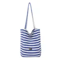 Elegante bolso tote de lona con rayas azules y blancas y correas largas para el hombro - Azul