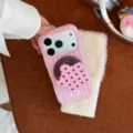 Κοντινό πλάνο ροζ ριγέ θήκης iPhone με χαριτωμένη μαγνητική βάση αστεριού με πουά σχέδιο - Στυλ Μαγνητικής Ριγέ Βάσης / Για iPhone 17 Pro Max / Ροζ (Διπλή Ρίγα Αστέρι Μούρου + Πουά)