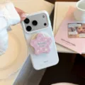 Vue macro détaillée d'une coque iPhone bleu clair avec un support en étoile à carreaux roses - Style Support Magnétique Étoile Lait de Baie / Pour iPhone 17 Pro Max / Encre Lait de Raisin Vert