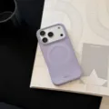 Détail d'une coque de téléphone magnétique violet mat minimaliste avec texture douce - Bleu Monet Magnétique / Iphone 18