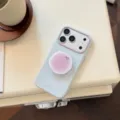 Vue détaillée d'une coque iPhone bleu clair avec un support de téléphone étoile violet - Bleu Clair (Griptok Myrtille) / iPhone 17 Pro Max