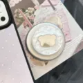 Support de téléphone miroir en forme d'ours avec nacre et strass - Support Magnétique Ours en Nacre Blanche Base Argentée Miroir Doré / Support Unique / Blanc