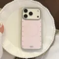 Gros plan de la coque MagSafe rose avec bords métalliques et cercle de paillettes - iPhone 17 Pro Max / Style Diamant Doré Rose Argent