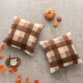 Retro braun und creme karierter Bouclé-Kissenbezug für gemütliche Sofadekoration - 30x50cm / Braun und Weiß Kariert