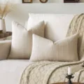 Federa per cuscino in ramiè beige neutro a quadri in stile wabi-sabi minimalista - Bianco Latte