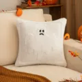 Housse de coussin Halloween fantôme blanc pelucheux pour une décoration de canapé - Fantôme Poltron / 45x45cm Sans Garnissage / Blanc