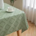 Κομψό ορθογώνιο τραπεζομάντιλο sage green με 3D γεωμετρικό σχέδιο με φούντες - 60*60cm / Πράσινο & Μαύρο Ρόμβος