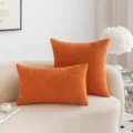 Moderner orangefarbener Kissenbezug aus Cord für stilvolle Sofa-Lendenwirbelstütze - 30x50cm / Orange