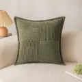 Funda de cojín elegante de pana verde oliva con un diseño único de patchwork cuadrado - 45x45cm (Sin Relleno) / Verde Militar Cuadrícula