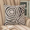 Vintage luxury black cushion cover with beige tufted geometric embroidery pattern - 45x45cm / Irregular Stripe
