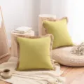 Housse de coussin en coton et lin vert clair de style scandinave avec franges rustiques - Vert Avocat