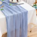 Runner da tavola in garza azzurra stropicciata per decorazione rustica di nozze e feste - 90*300cm / Celeste