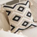 Boho tufted geometric throw pillow cover with black and beige diamond pattern and tassels - Geometric Tufted B1 Style / 45x45cm / Black and White