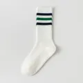 Witte sportsokken met gekleurde strepen en antislip siliconen zolen voor fitness en yoga. - Eén maat / Blauwgroene drie strepen