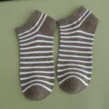 Braun-weiß gestreifte Damen Baumwoll Söckchen, atmungsaktive niedrige Boot-Socken - Einheitsgröße (36-39) / Kaffee (1 Paar)